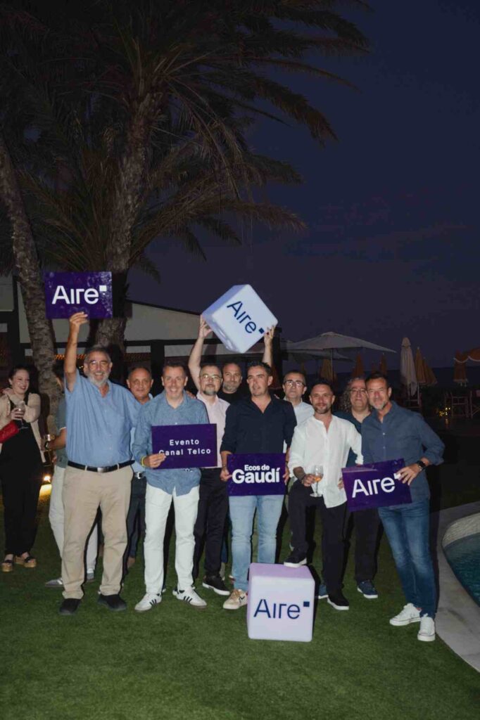 Partners del Evento Canal SME disfrutando de los últimos momentos del evento tras la cena.